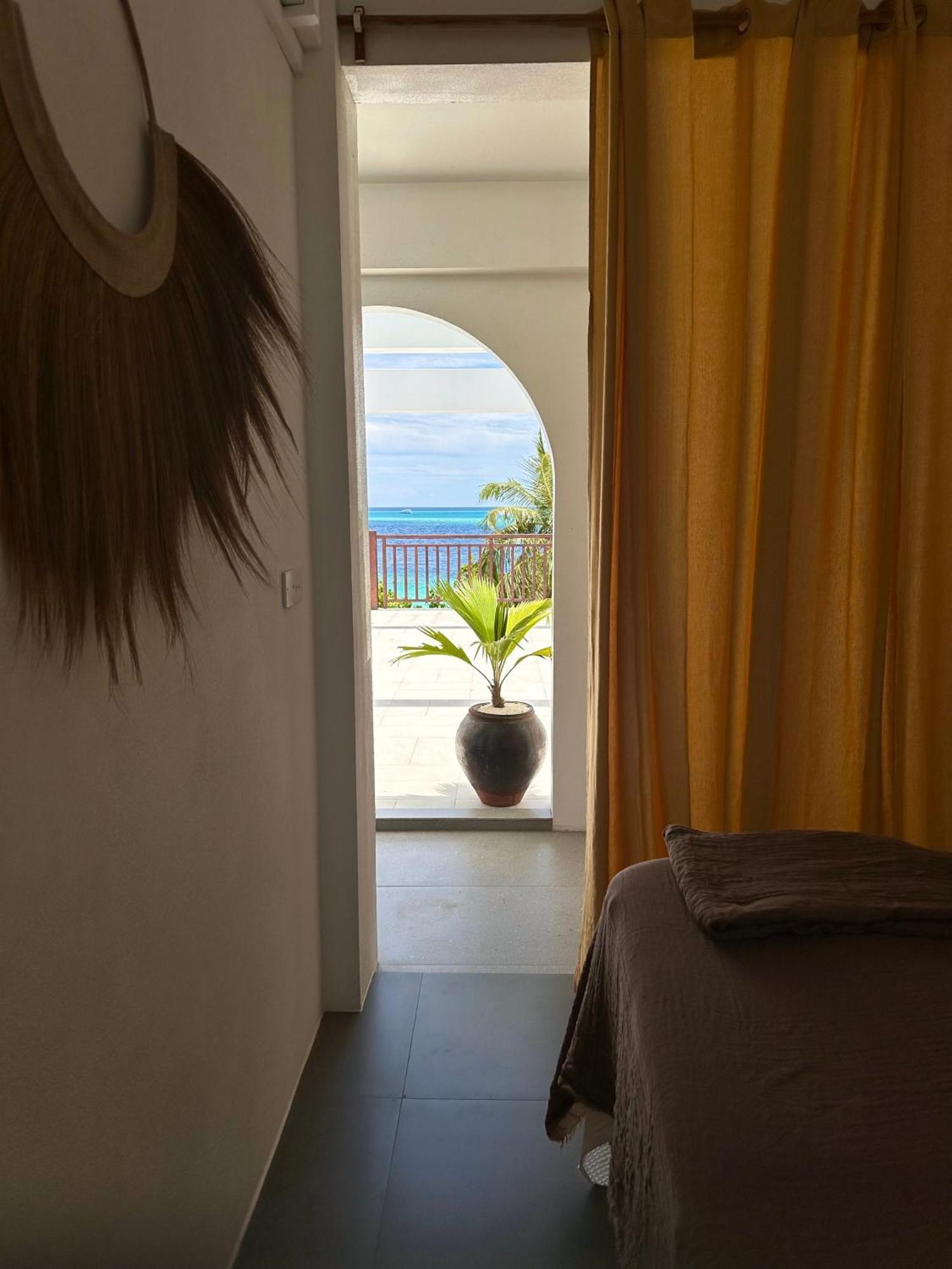 Samura Maldives Guest House Thulusdhoo Eksteriør billede